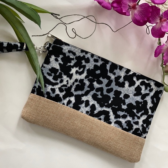 Handbags - Animal Print Wristlet/Cosmetic Bag